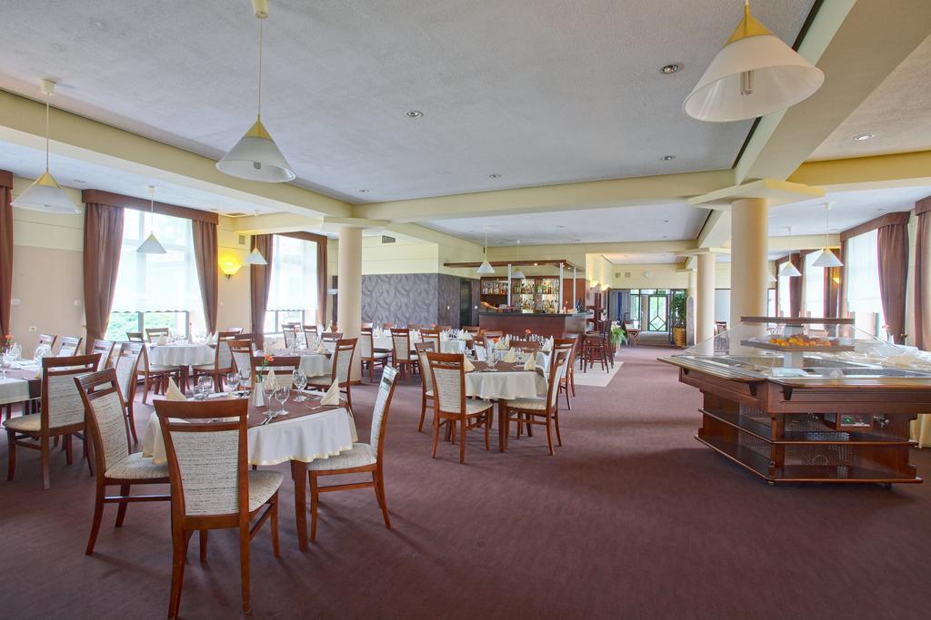 Hotel Perla Bieszczadow Geovita Czarna  Luaran gambar