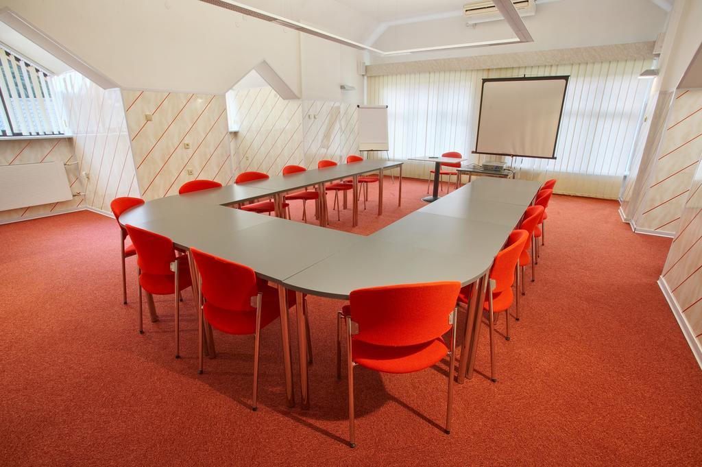 Hotel Perla Bieszczadow Geovita Czarna  Luaran gambar