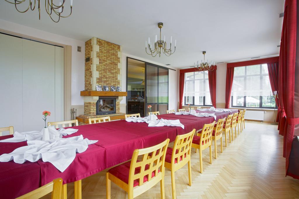 Hotel Perla Bieszczadow Geovita Czarna  Luaran gambar