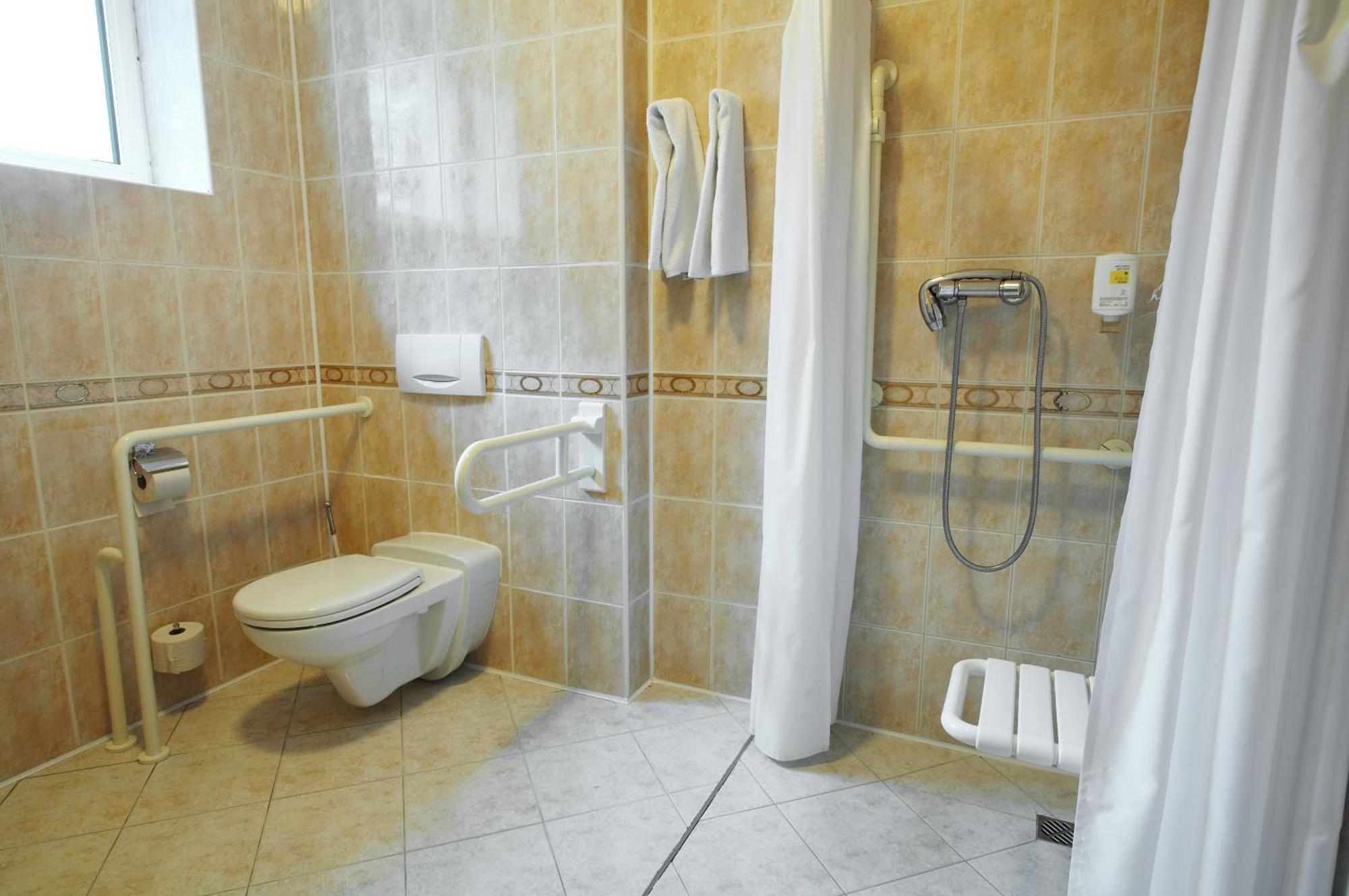 Hotel Perla Bieszczadow Geovita Czarna  Bilik gambar